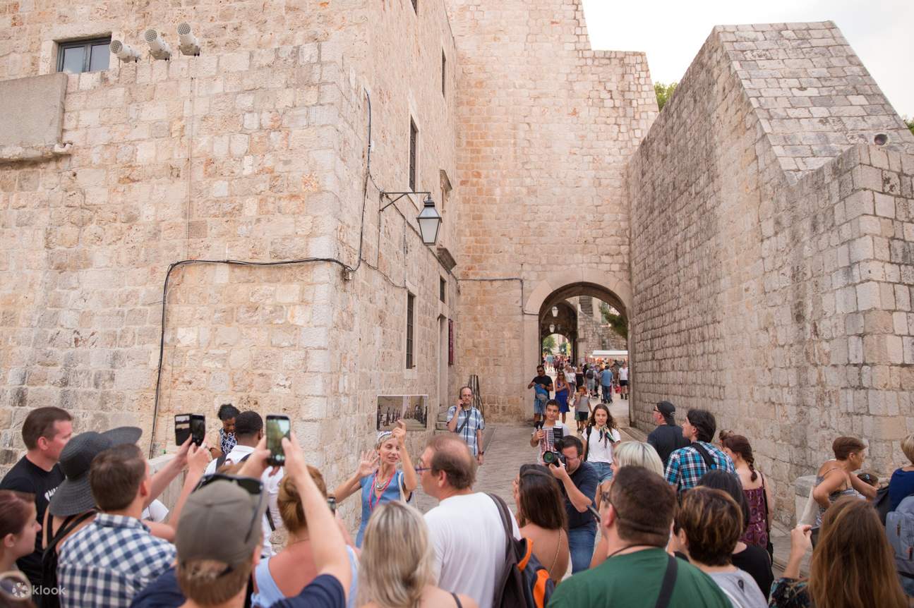 ゲームオブスローンズクルーズ・ウォーキングツアー（ドゥブロヴニク / Karaka ship提供）